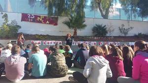 Talleres, teatro y un concurso de fotografía para luchar contra la violencia de género en Tabernas