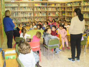 Tabernas celebra el Día de la Lectura con diferentes actividades en la Biblioteca