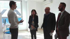 Una empresa que comercializa mini invernaderos se aloja en la nueva sede del CADE de Almería del Puerto