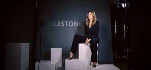 Cosentino ficha a Cindy Crawford para Silestone