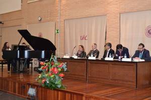 Derecho celebra su patrón con Luis Columna repasando la responsabilidad penal del menor
