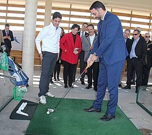 Con cuatro meses de retraso sobre la última fecha anunciada es inaugurada al fin la Escuela Pública de Golf de El Toyo