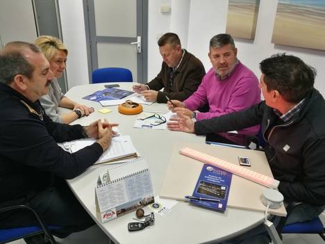 Roquetas estrenará un nuevo sistema de pasos de peatones inteligentes en el entorno del mercado y parque de Los Bajos