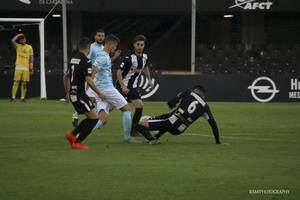 El equipo celeste no pudo con el potencial de un Cartagena que resolvió en la primera parte