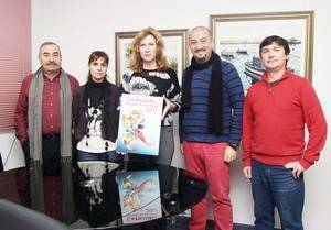 Rubén Lucas García gana el concurso para la elección del cartel del Carnaval 2017 de Roquetas de Mar