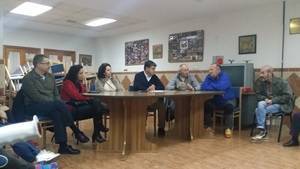 Ciudadanos explica sus medidas presupuestarias a los vecinos de Pescadería