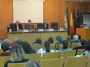 Junta anima al voluntariado de Almería a colaborar en el programa Andalucía Compromiso Digital