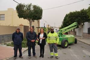 Comienzan los trabajos de poda en las principales vías de Níjar