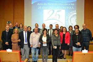Emotivo homenaje al personal de Administración y Servicios por sus 25 años