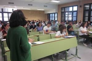 Unos 70 estudiantes de segundo de Bachillerato disputan la Fase Local de las Olimpiadas de Química