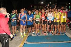 La IX Carrera Nocturna Villa de Albox rompe todos los récords de participación y solidaridad