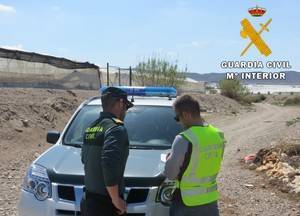 Investigan a tres personas por robar en un almacén agrícola en El Barranquete