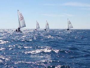 Club de Mar Almería celebra el Trofeo Adesso Tintorerías de Vela en clase Snipe