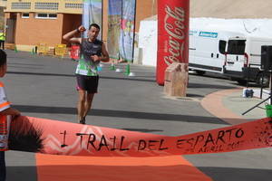 Cerca de 400 corredores y senderistas participan en Gádor en el I Trail del Esparto