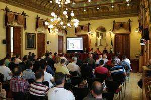 La Junta forma a agentes de Policía y Guardia Civil de Almería en técnicas para mejorar la protección del menor