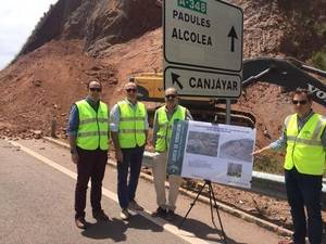 Estabilización de un talud en la A-348, en el término de Canjáyar