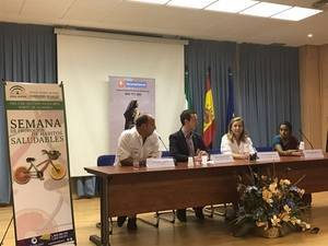 Charla y exposición sobre la Fundación Vicente Ferrer en el Hospital La Inmaculada