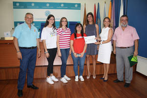 Tres alumnas del SEK Alborán reciben el premio Unicaja de la Feria de las Ideas por su proyecto Airphone