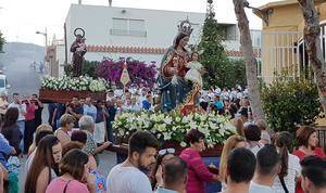 Los vecinos de Puente del Río disfrutan de sus fiestas