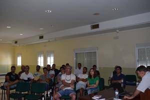 Socorristas y educadores ambientales participan en un curso sobre corrientes de resaca