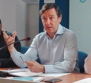 Hernando hace un “balance positivo” para la provincia de Almería en este primer año de legislatura