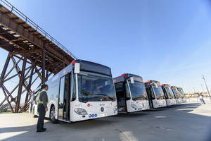 Surbus refuerza con seis líneas más el transporte público urbano durante la Feria de Almería