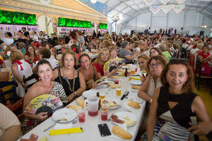 Más de 1.100 mujeres se han dado cita en el V Encuentro de la Mujer en Feria