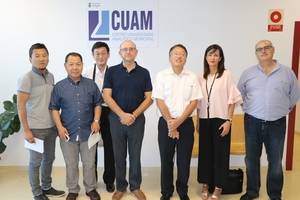 Productores y empresarios japoneses visitan el CUAM
