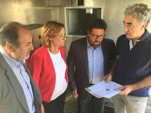 La Junta instalará en el Puerto de Almería un nuevo equipo de prácticas que mejorará la formación náutico pesquera