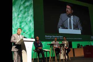 Sánchez Haro insta a reforzar la alianza de gastronomía, sector agroalimentario y turismo para generar más valor y empleo