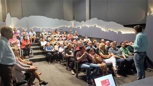 Sánchez Teruel fija los objetivos del PSOE de Almería en la defensa de salarios dignos y la lucha contra el desempleo