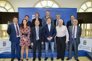 Diputación recibe a los impulsores del proyecto que ofrecerá la provincia como sede europea de Tesla