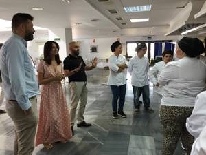 Comienzan las prácticas del curso de auxiliar de comida en línea fría promovido por Diputación