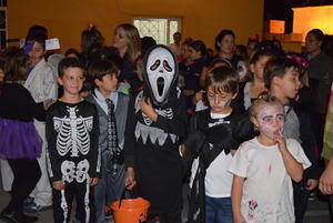 Gádor celebra la Noche de Halloween con una gran fiesta del terror