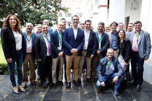 Juanma Moreno reclama a Díaz que “cumpla la Ley y pague su deuda con los ayuntamientos andaluces”