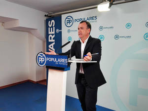 Venzal acusa al PSOE de ser un problema para Andalucía