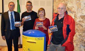 Almería incrementa su patrimonio filatélico y cultural con la Tarjeta Postal de Amigos de la Alcazaba y Correos