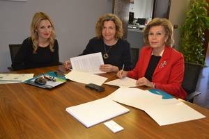 Cajamar da cobertura financiera a los miembros del Colegio de Enfermería