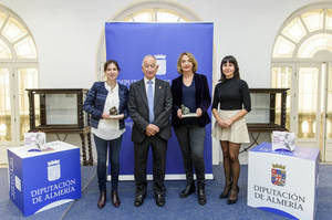 Margarita Ibáñez gana el XVIII Premio Ensayo ‘Carmen de Burgos’