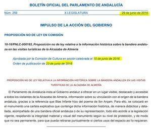 El Gobierno andaluz tarda año y medio en cumplir la PNL para poner un cartel sobre la bandera en la Alcazaba