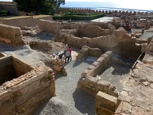 Renovada la señalización de la Alcazaba y nuevos trabajos de conservación arqueológica