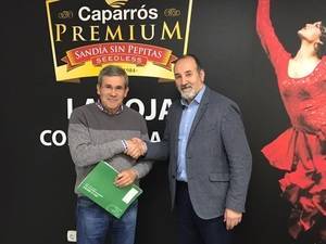 Ortiz entrega al Grupo Caparrós las resoluciones de ayudas