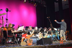 Rondalla Municipal y la Big-BanDarax inundan con su música la Navidad de Gádor