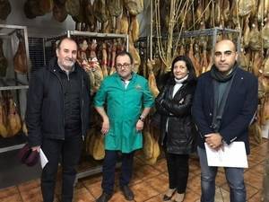 La Junta ayuda con más de 255.000 euros a ‘Jamones Fondón’ para modernizar infraestructuras