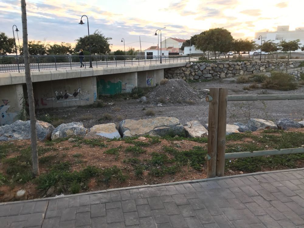 El Psoe Denuncia El Abandono De La Rambla De Las Hortichuelas Noticias De Almeria