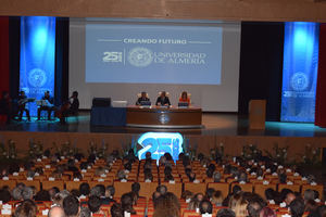 La UAL homenajea a las personas que la han acompañado durante toda su vida