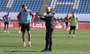 La plantilla rojiblanca trabaja en cómo poder derrotar al Rayo Vallecano