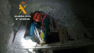 Cae por una mina de 40 metros mientras buscaba a Gabriel