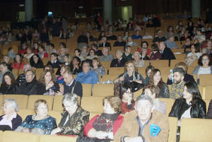 Roquetas entrega los distintivos por la Igualdad con motivo del Día de la Mujer en una gala en el Auditorio