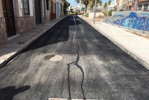 Diputación repara y renueva el pavimento en la Avenida Nicolás Salmerón de Alhama de Almería